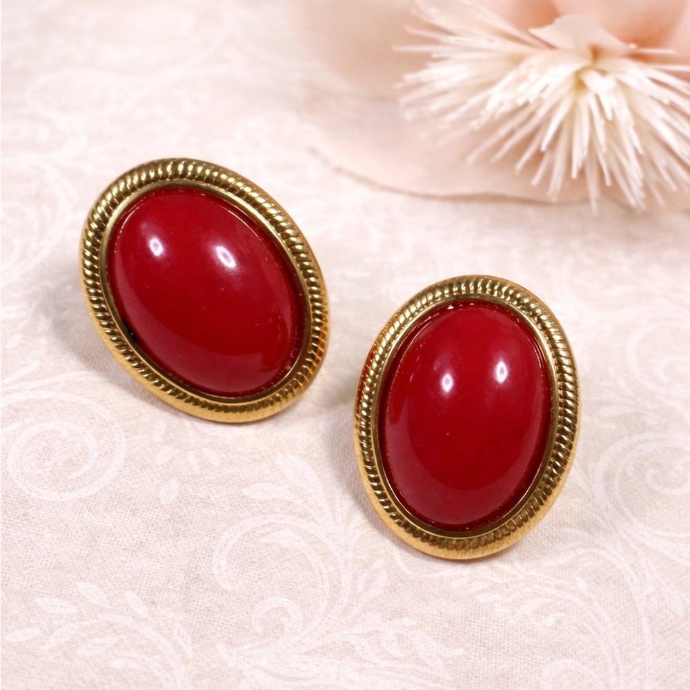Vintage NAPIER Red Cabochon Oval Clip Earrings Gold Tone Statement Signed